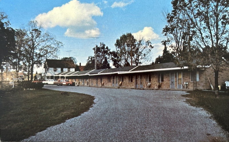 Rosiers Motel - Old Postcard